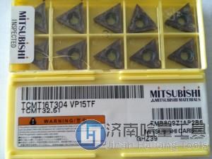 FP	精加工用	碳钢・合金钢精加工用第一推荐断屑槽，刀尖前端的断屑槽凸起，使在微小切削深度条件时也能有效控制切屑。保持刀尖部的强度，防止突发的损伤。